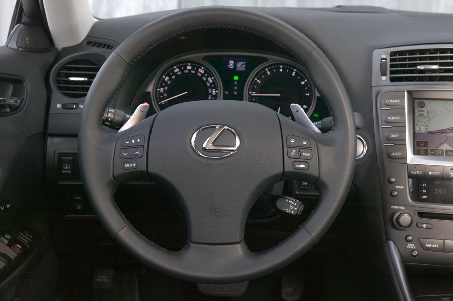  Lexus IS250 2005 года  (фото 91 из 141)